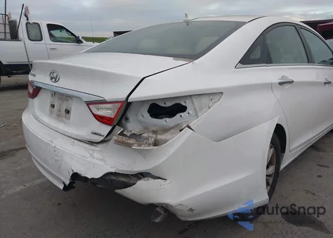 2013 Hyundai Sonata Limited из США, поврежденный, VIN 5NPEC4AC6DH582739